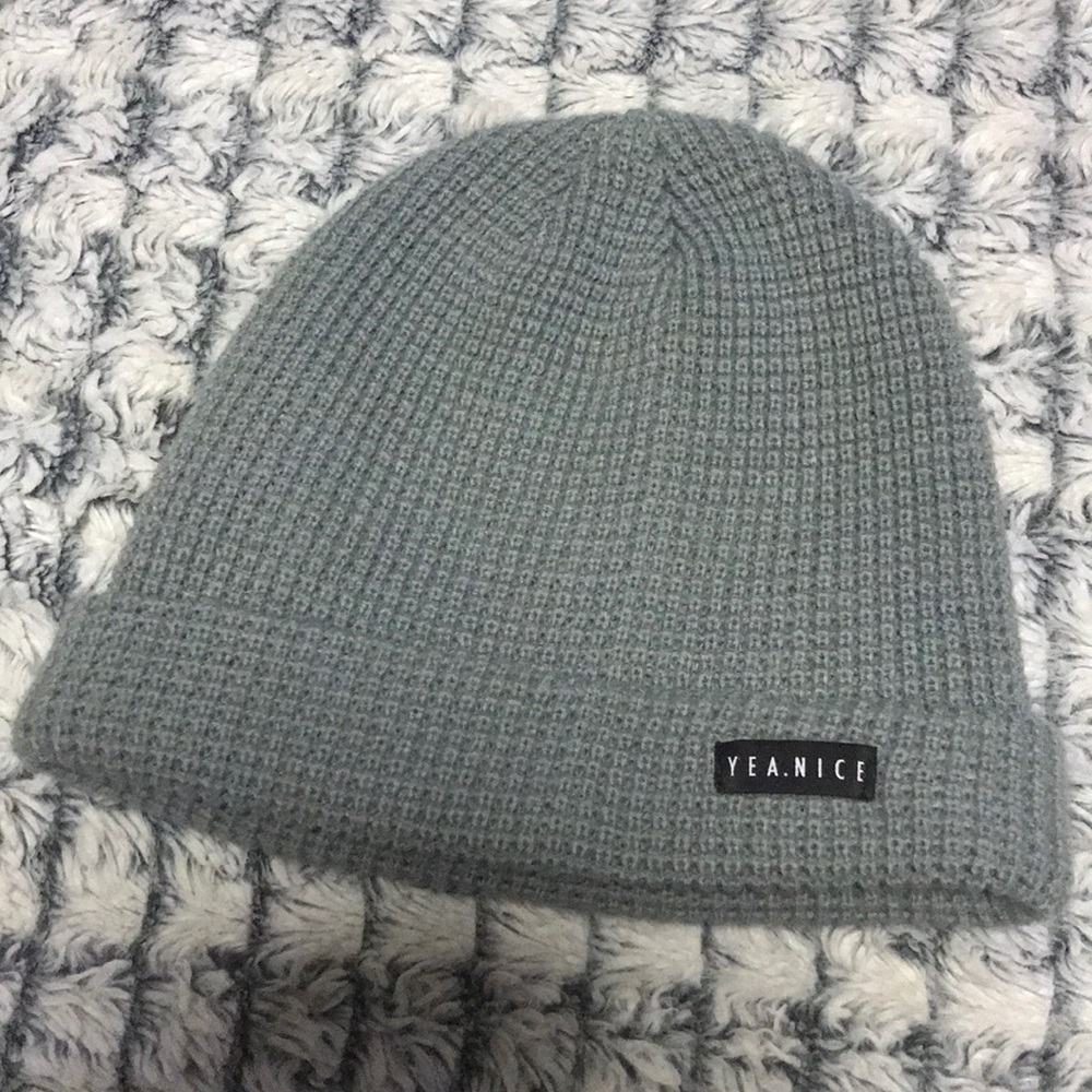 YEA.NICE GREY BEANIE